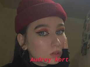 Audrey_kort