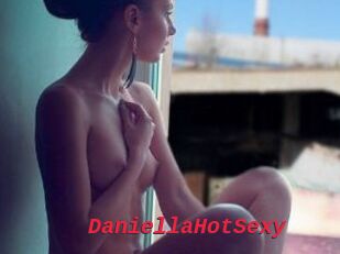 DaniellaHotSexy