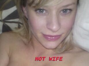 HOT_WIFE