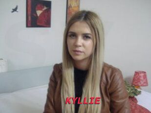 KYLLIE_