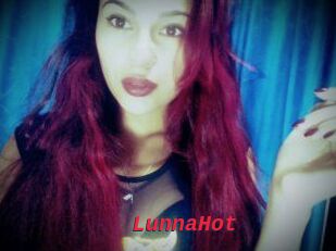 LunnaHot