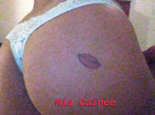 Mia_Cainee