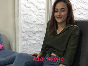 Mia_Moone