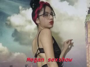 Megan_sexshow