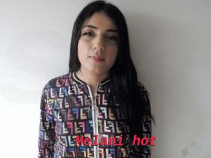 Melani_hot