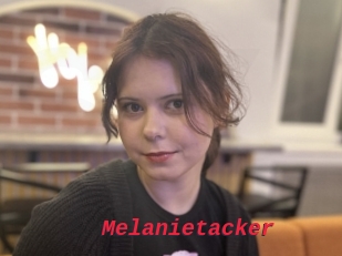 Melanietacker