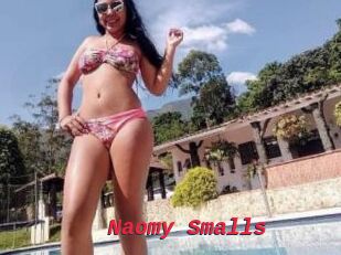 Naomy_Smalls