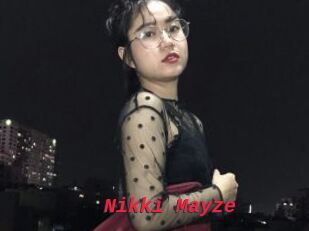 Nikki_Mayze