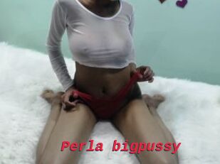 Perla_bigpussy