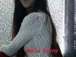 Smile_horny